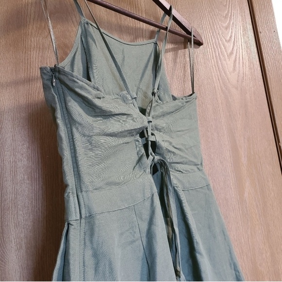 ABERCROMBIE & FITCH green LINEN BLEND JUMPSUIT HAS WIDE CROPPED LEG size - Picture 5 of 10